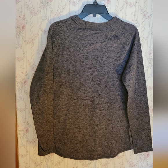 Climate Right Cuddle Duds Large Camo Gray Long Sleeve Tee Finger Hole in Sleeve - Picture 3 of 4